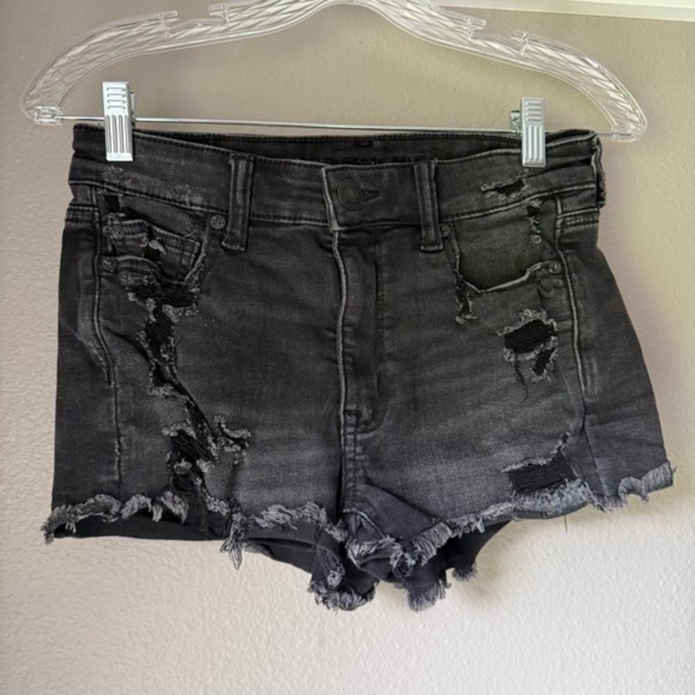 American Eagle 🦅 Ne(X)T level stretch distressed black denim shorts size 4